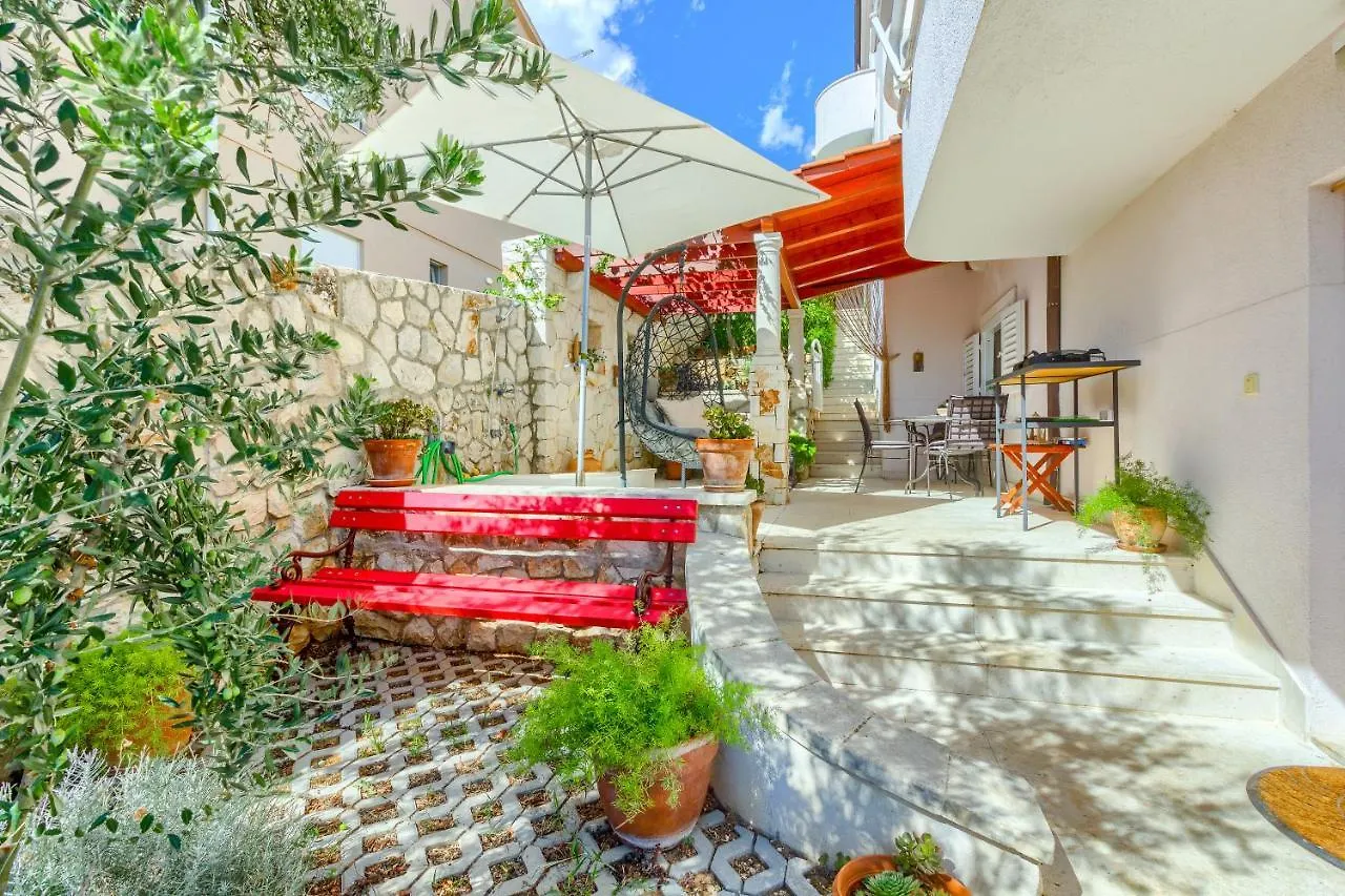 Apartments Meri Trogir