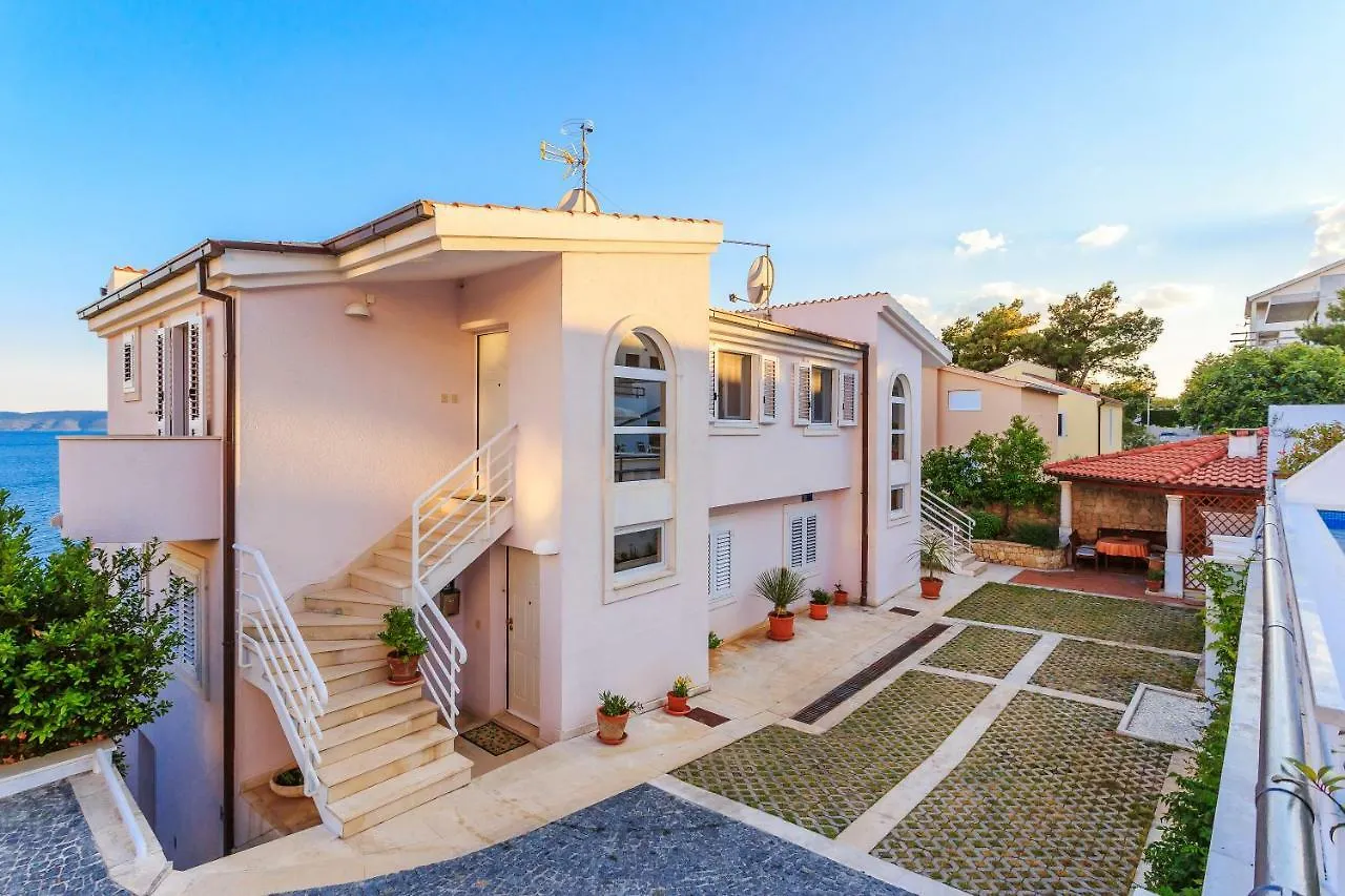 Apartments Meri Trogir Kroatien